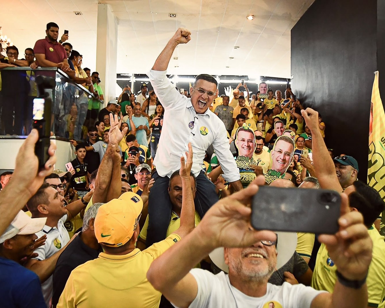 Sargento Neto mostra força, reúne multidão e principais lideranças da direita em lançamento da campanha